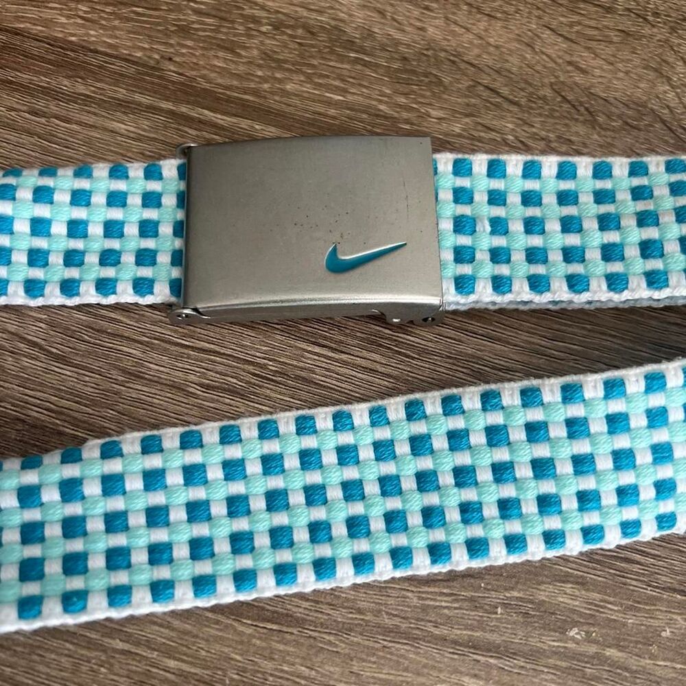 Nike Men's Blue and White Belt